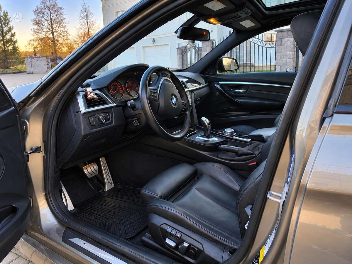 BMW 328, 2.0 l., Седан