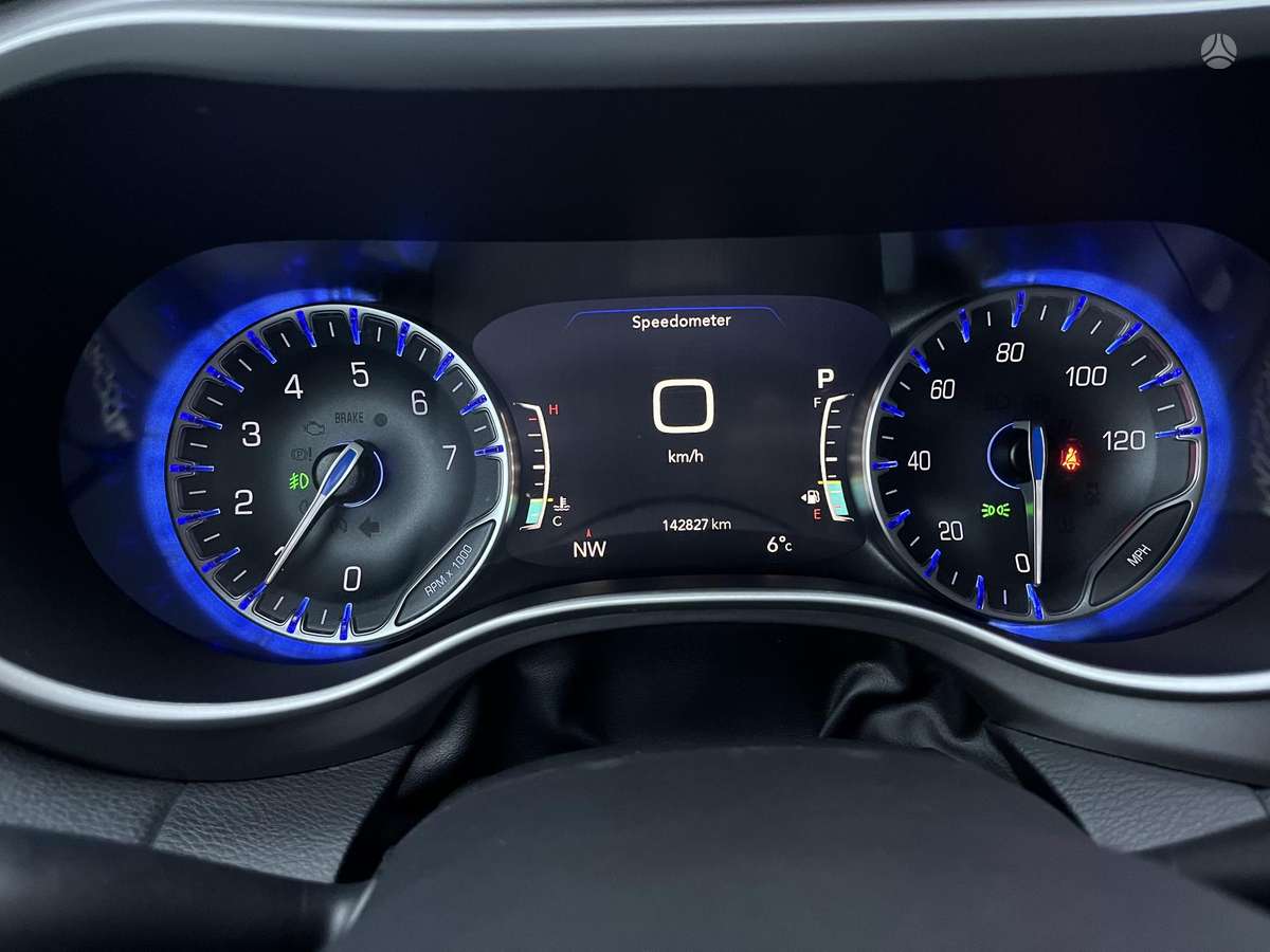 Chrysler Pacifica, 3.6 l., Минивэн