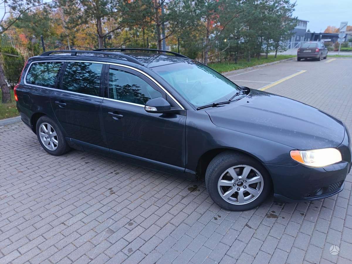 Volvo V70, 2.0 l., Универсал