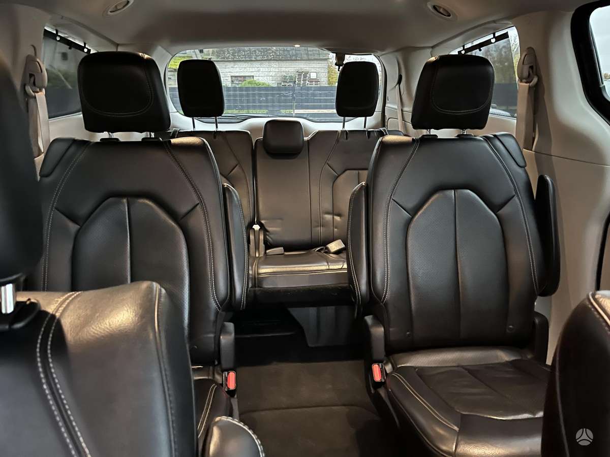 Chrysler Pacifica, 3.6 l., Минивэн