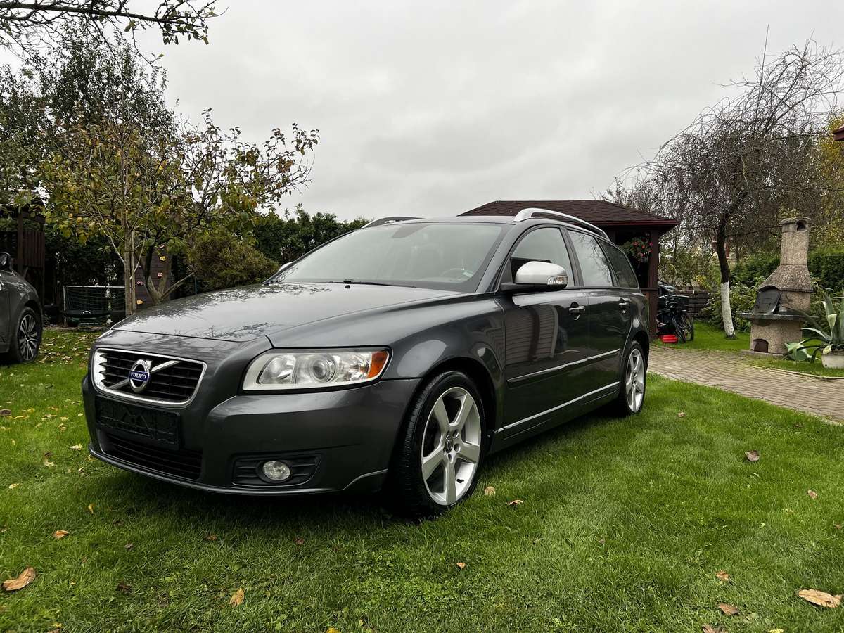 Volvo V50