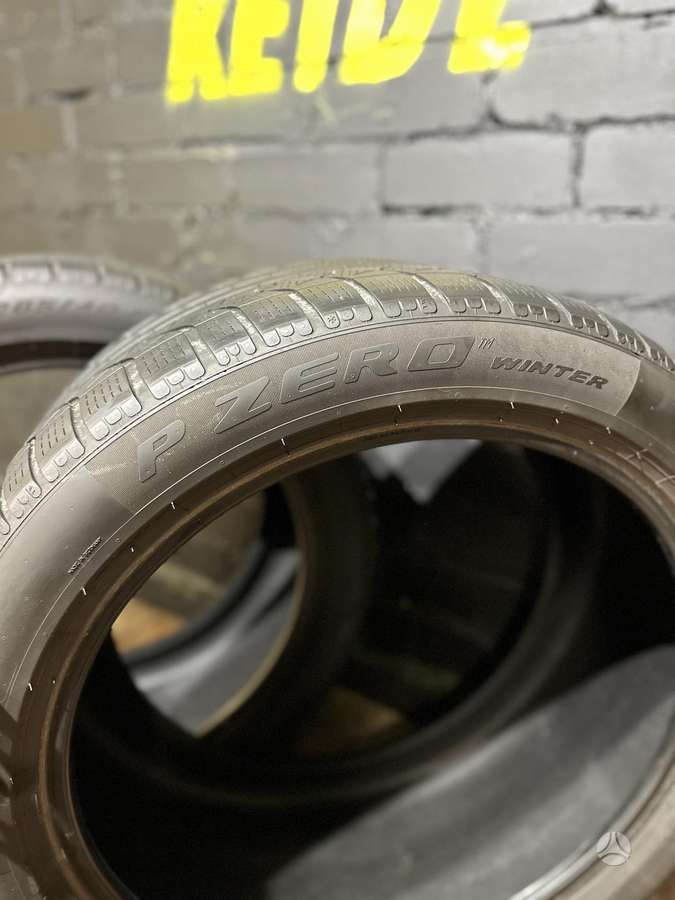 Pirelli P Zero Winter, winter 285/40 R20