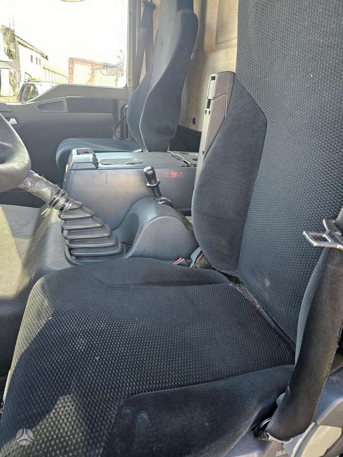 MAN TGL 12.220, самосвалы с краном