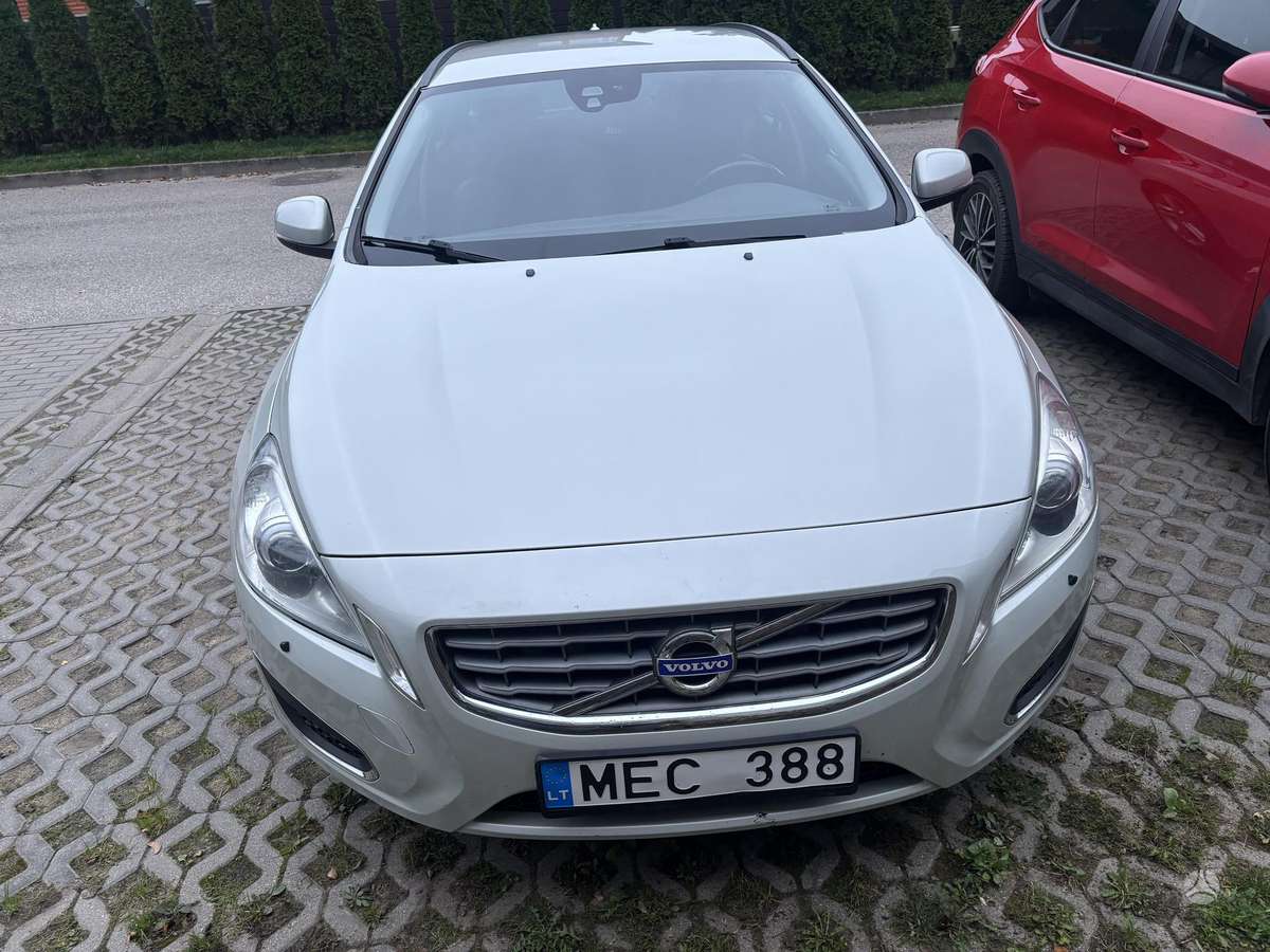 Volvo V60, 2.4 l., Универсал