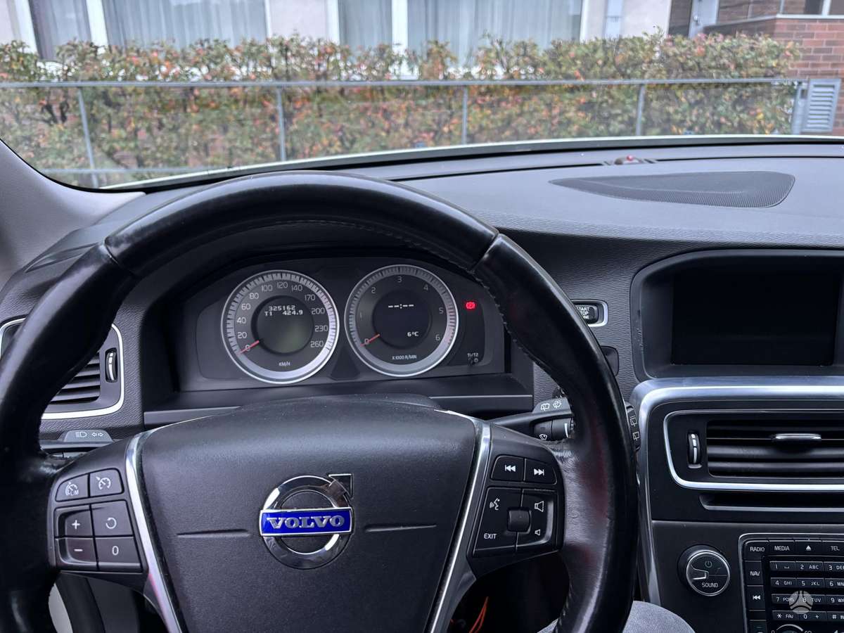 Volvo V60, 2.4 l., Универсал