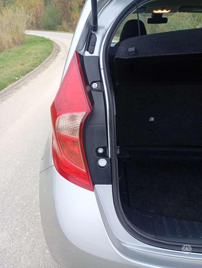 Nissan Note, 1.2 l., Хэтчбек