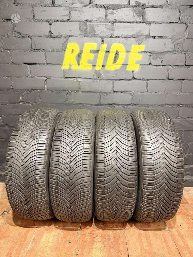 Michelin CrossClimate, всесезонные 215/60 R17