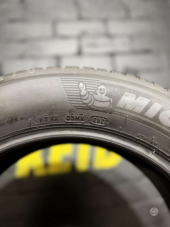 Michelin CrossClimate, всесезонные 215/60 R17