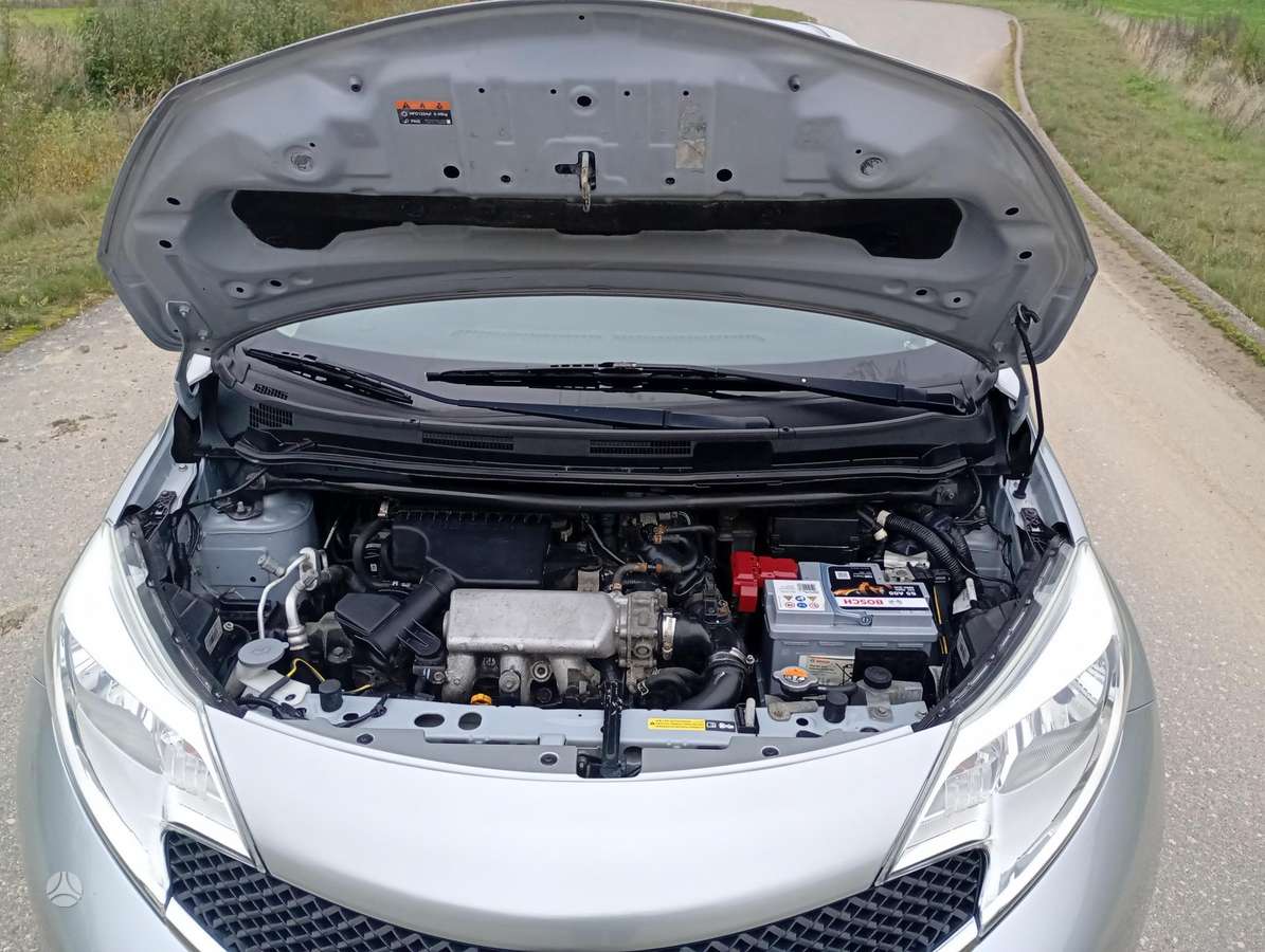 Nissan Note, 1.2 l., hatchback