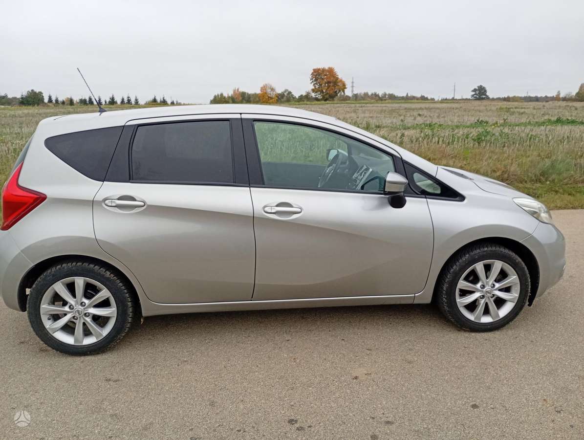 Nissan Note, 1.2 l., hatchback