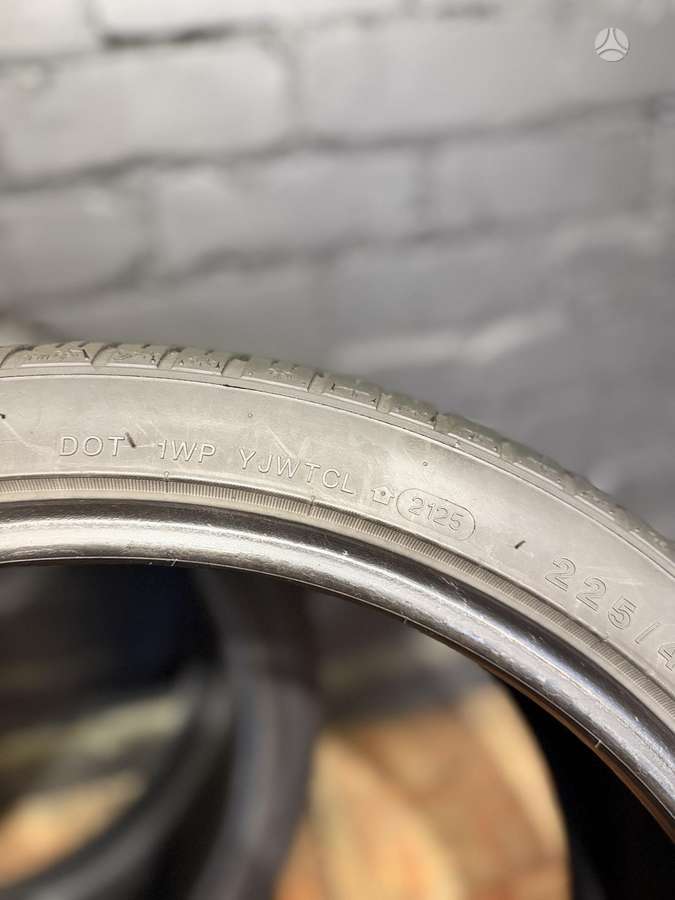 Sunny NC501, universalios 225/40 R19