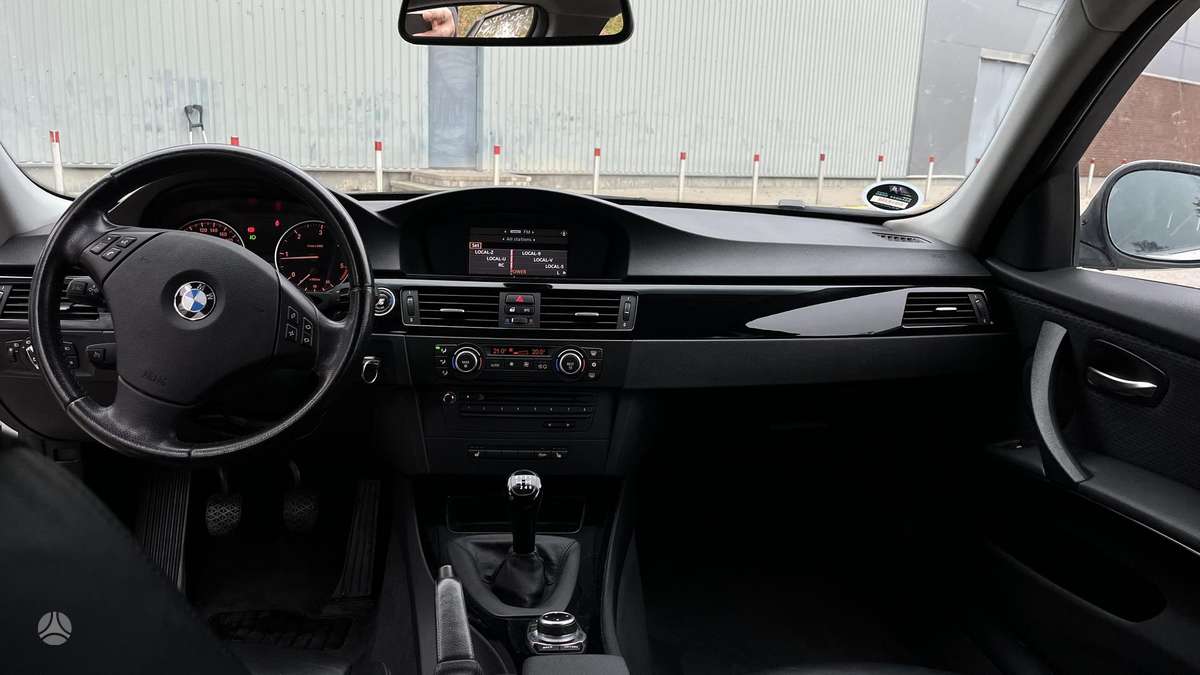 BMW 320, 2.0 l., Универсал
