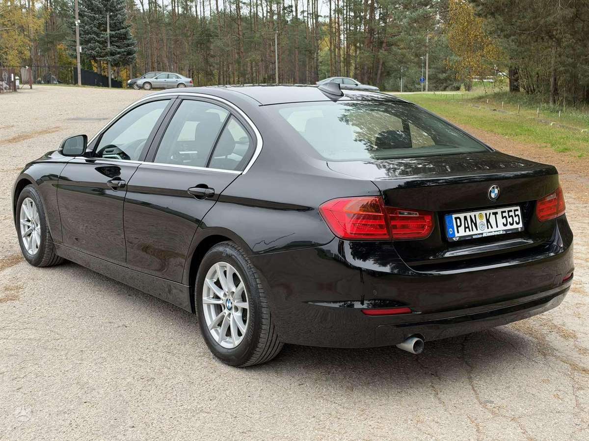 BMW 320, sedanas