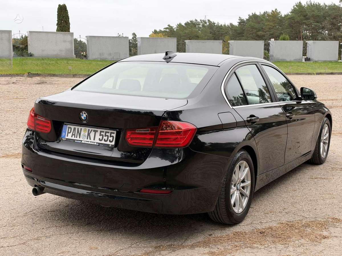 BMW 320, sedanas