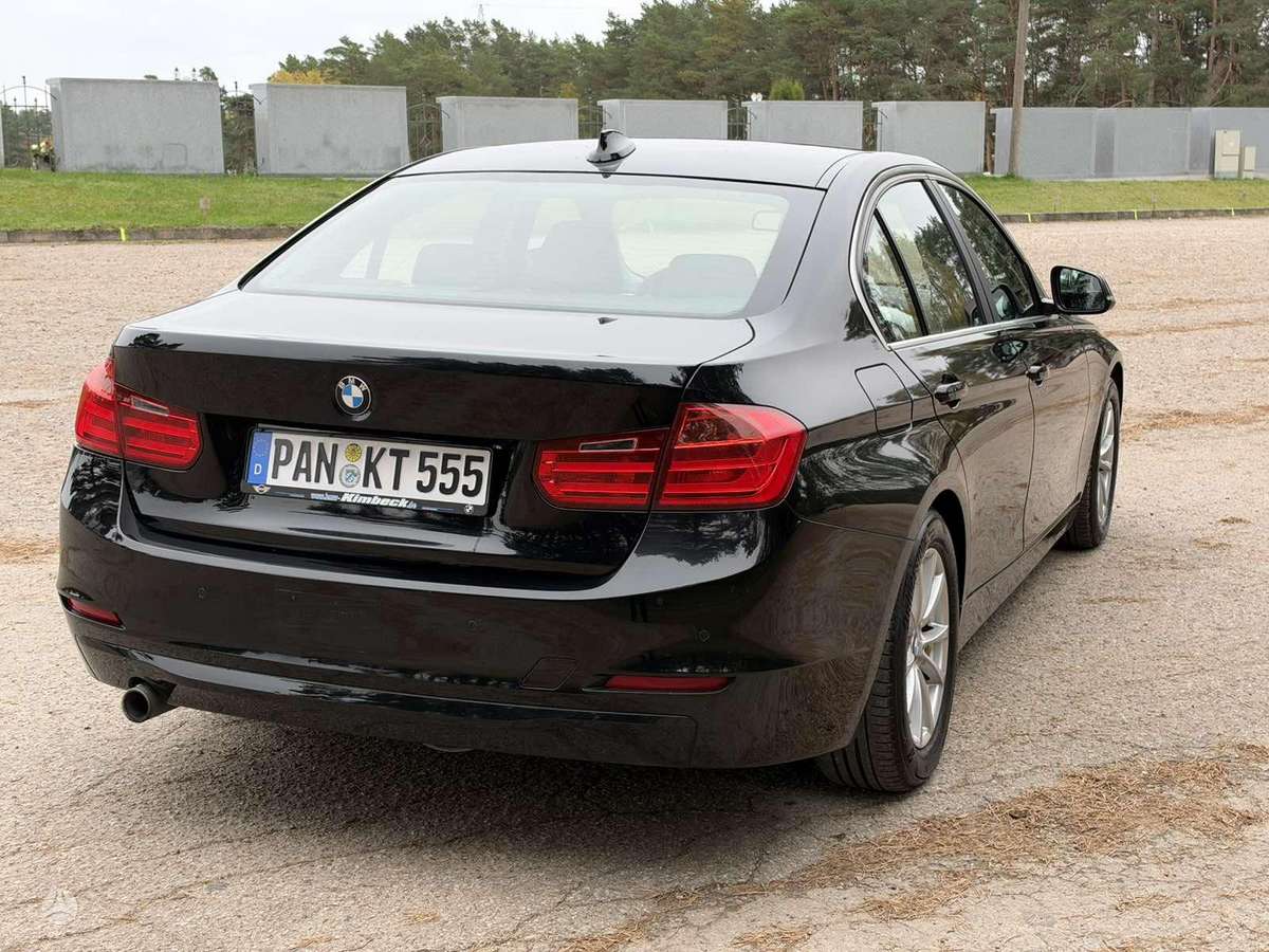 BMW 320, sedanas