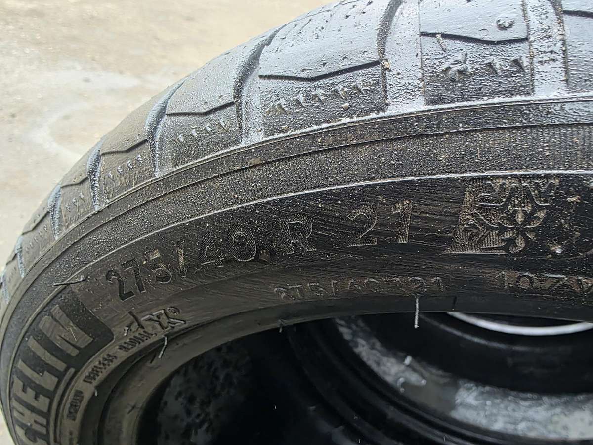 Michelin, winter 305/35 R21