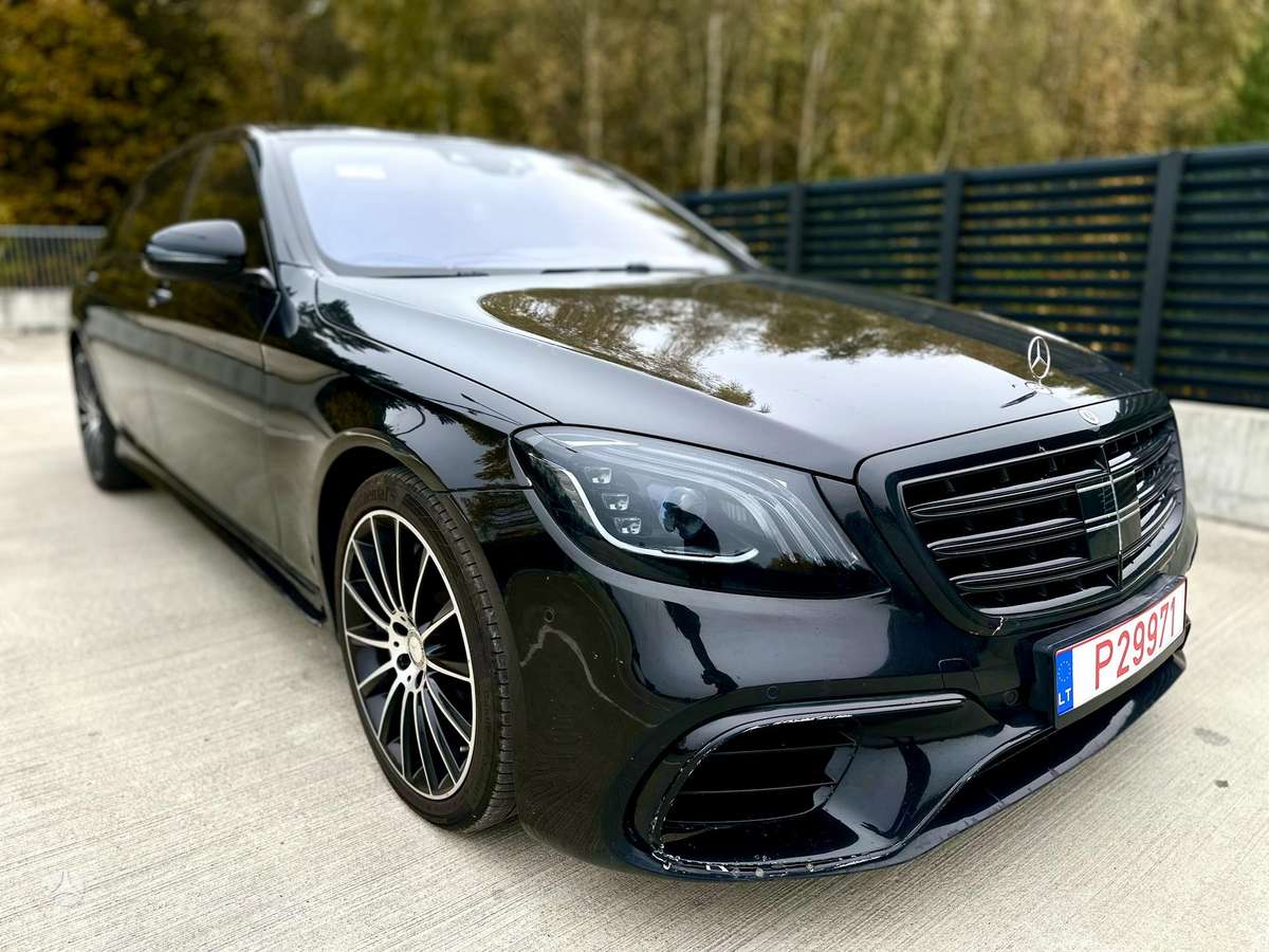 Mercedes-Benz S400