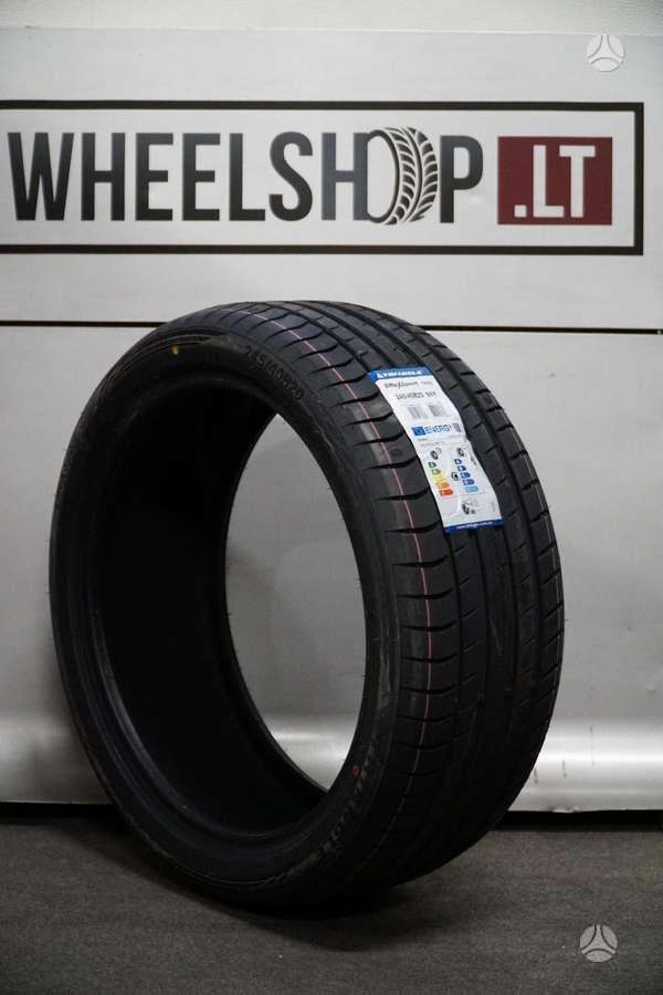 Triangle EFFEXSPORT (TH202), летние 245/40 R20