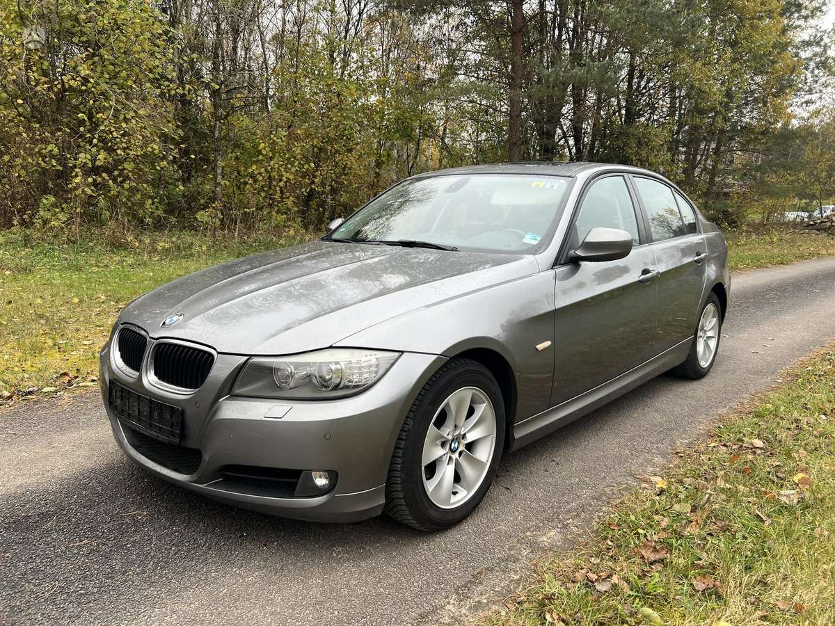 BMW 318, 2.0 l., Седан