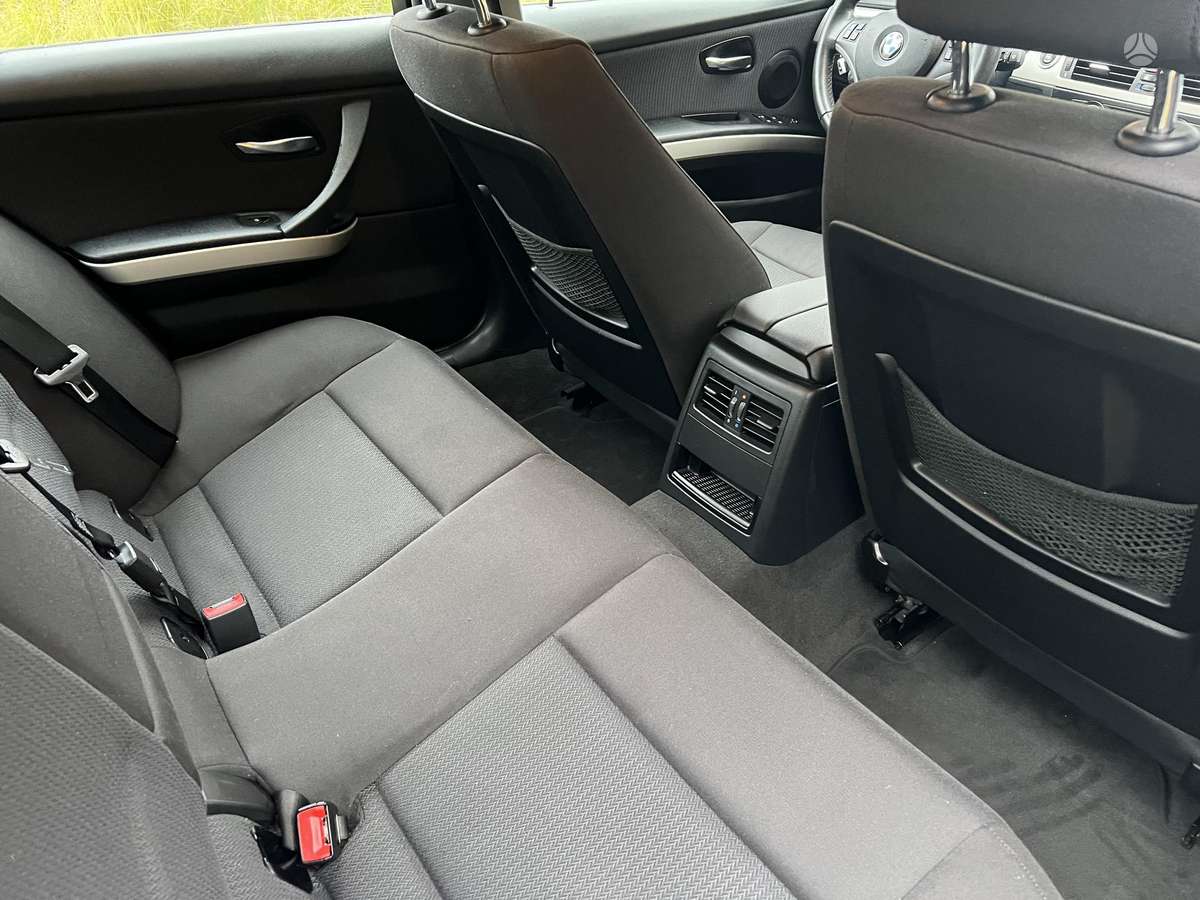 BMW 318, 2.0 l., Седан