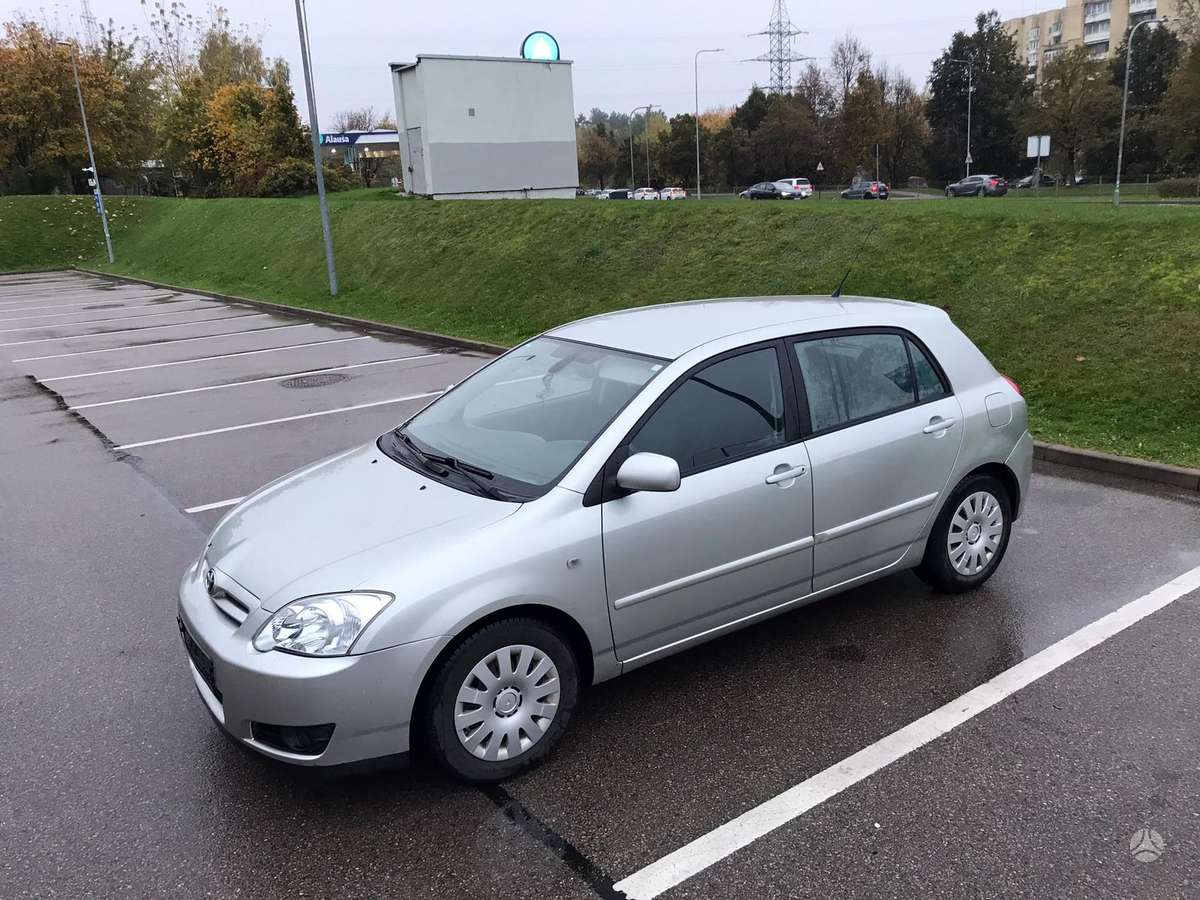 Toyota Corolla, 1.4 l., Хэтчбек