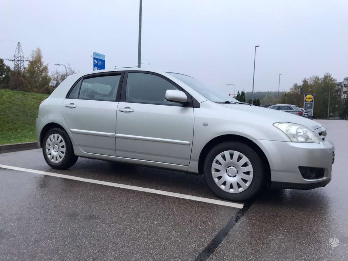 Toyota Corolla, 1.4 l., Хэтчбек