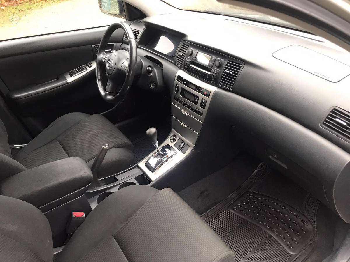 Toyota Corolla, 1.4 l., Хэтчбек