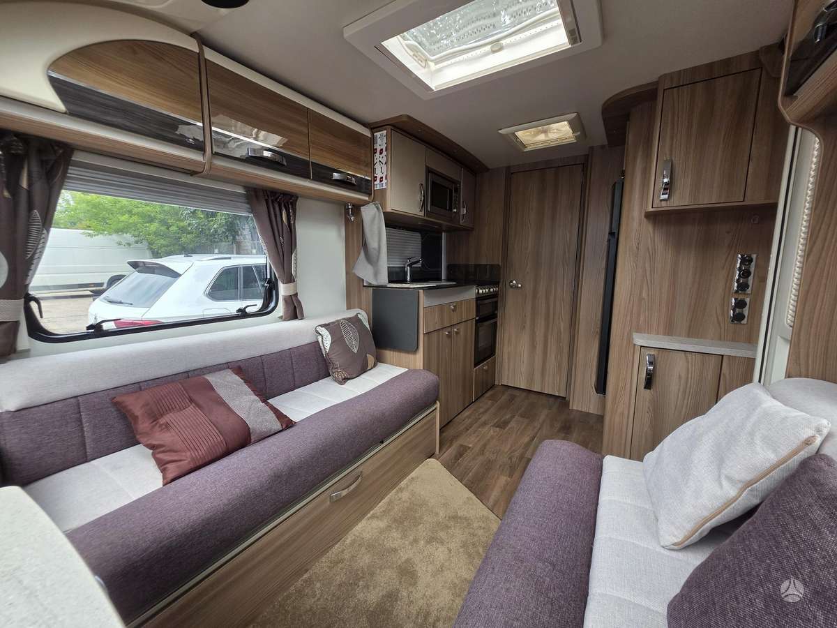 Swift Conqueror 650, кемперы