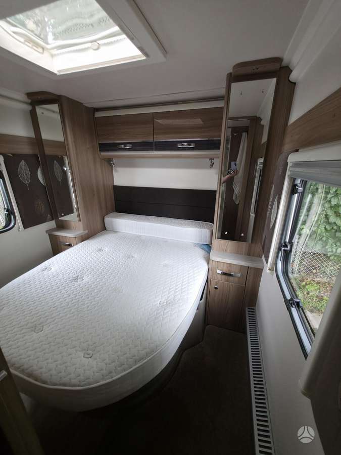 Swift Conqueror 650, кемперы