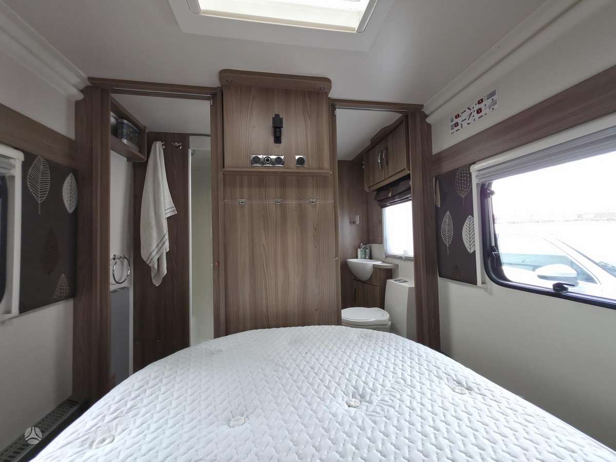 Swift Conqueror 650, кемперы