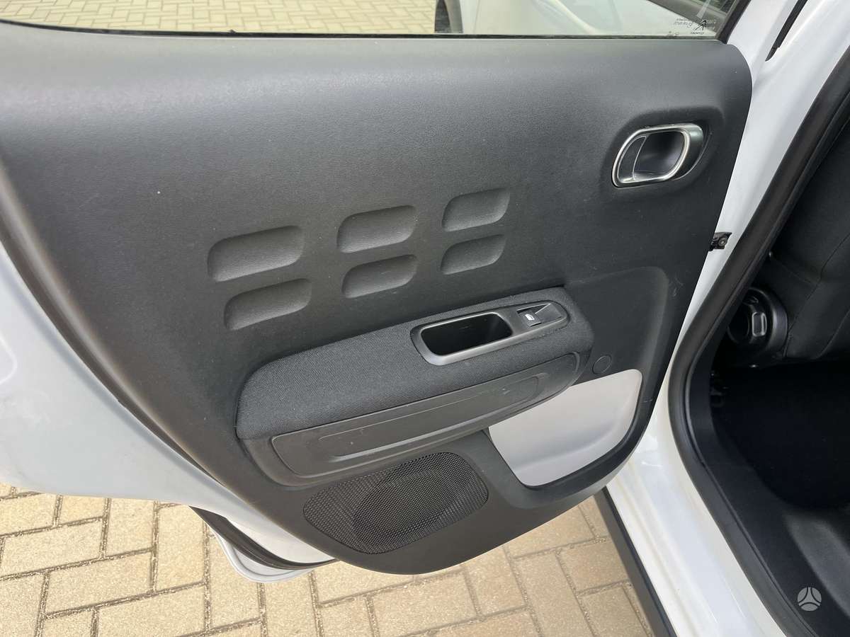 Citroen C3, 1.2 l., hatchback