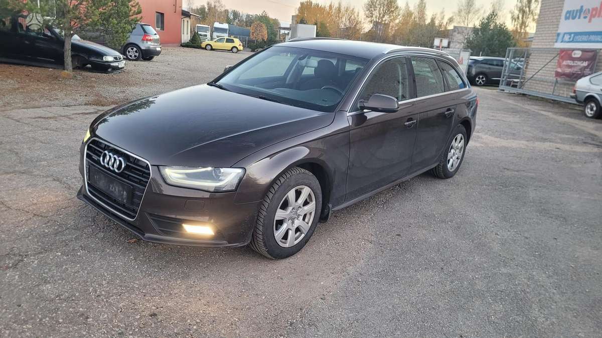 Audi A4, 2.0 l., Универсал