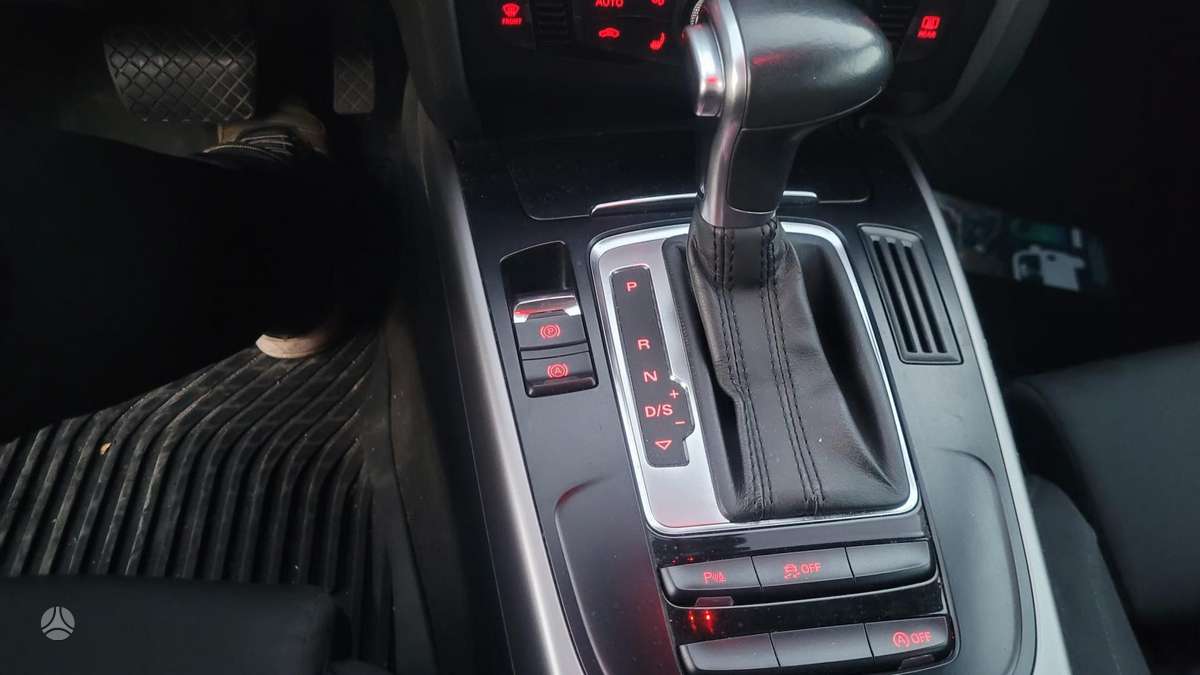 Audi A4, 2.0 l., Универсал