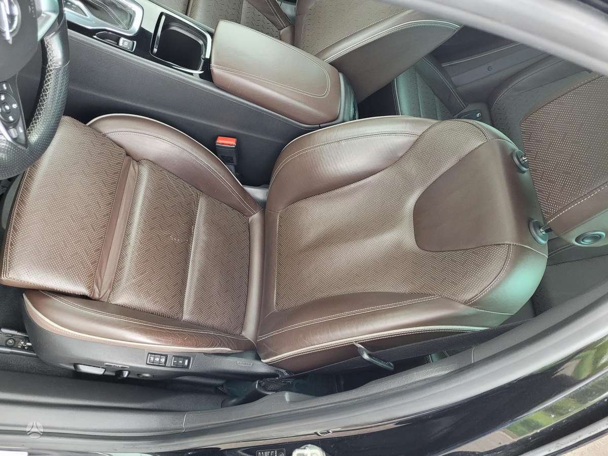 Opel Insignia, 2.0 l., Универсал
