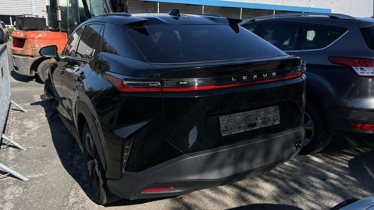 Lexus RZ klasė