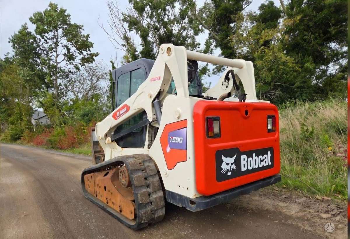 Bobcat T590, mini loaders