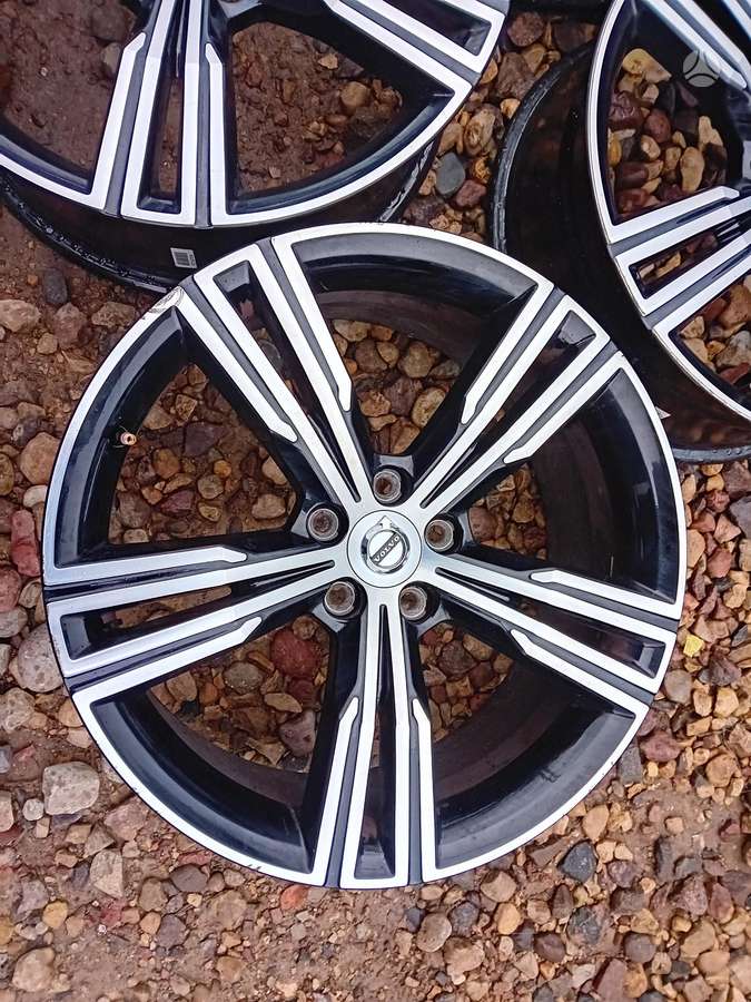 Volvo, light alloy, R19