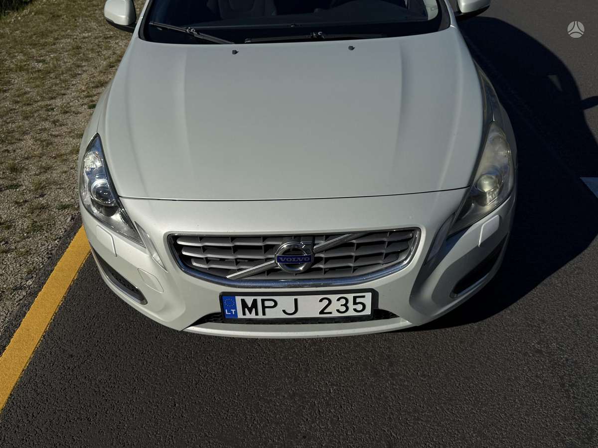 Volvo V60, 2.0 l., Универсал