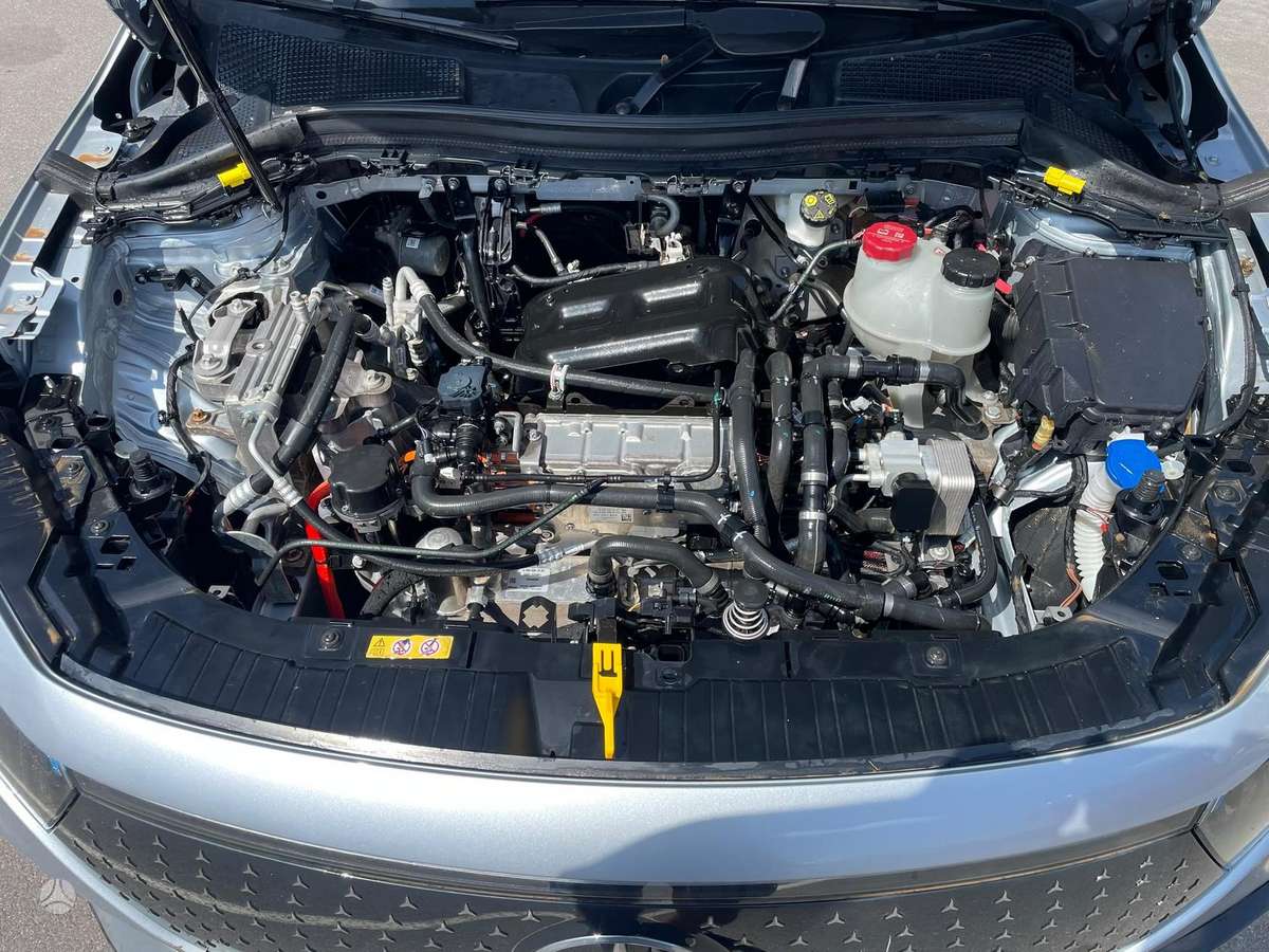 Mercedes-Benz EQA Dalimis