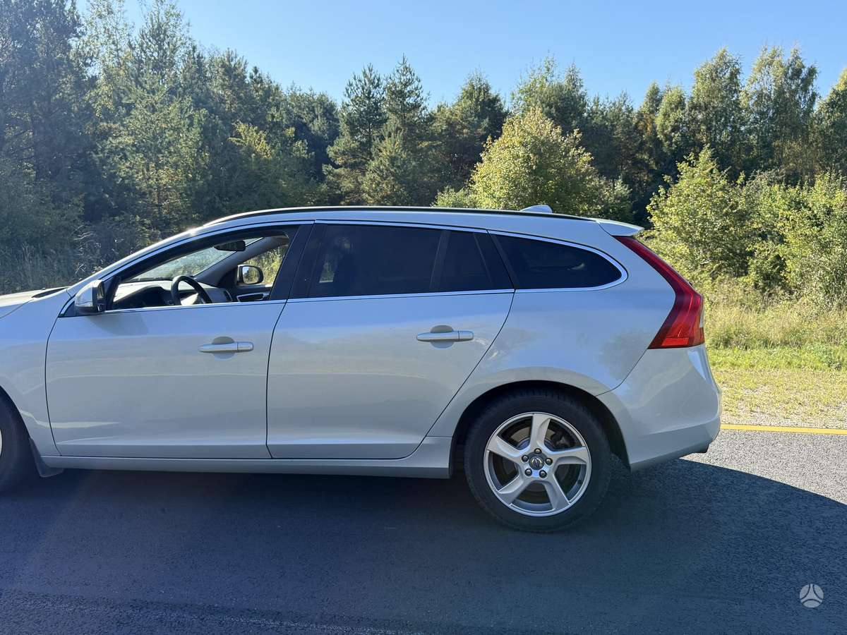 Volvo V60, 2.0 l., Универсал