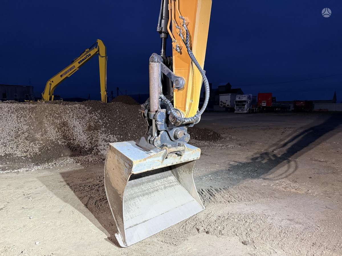 Case CX 180 D , 20 ton, excavator