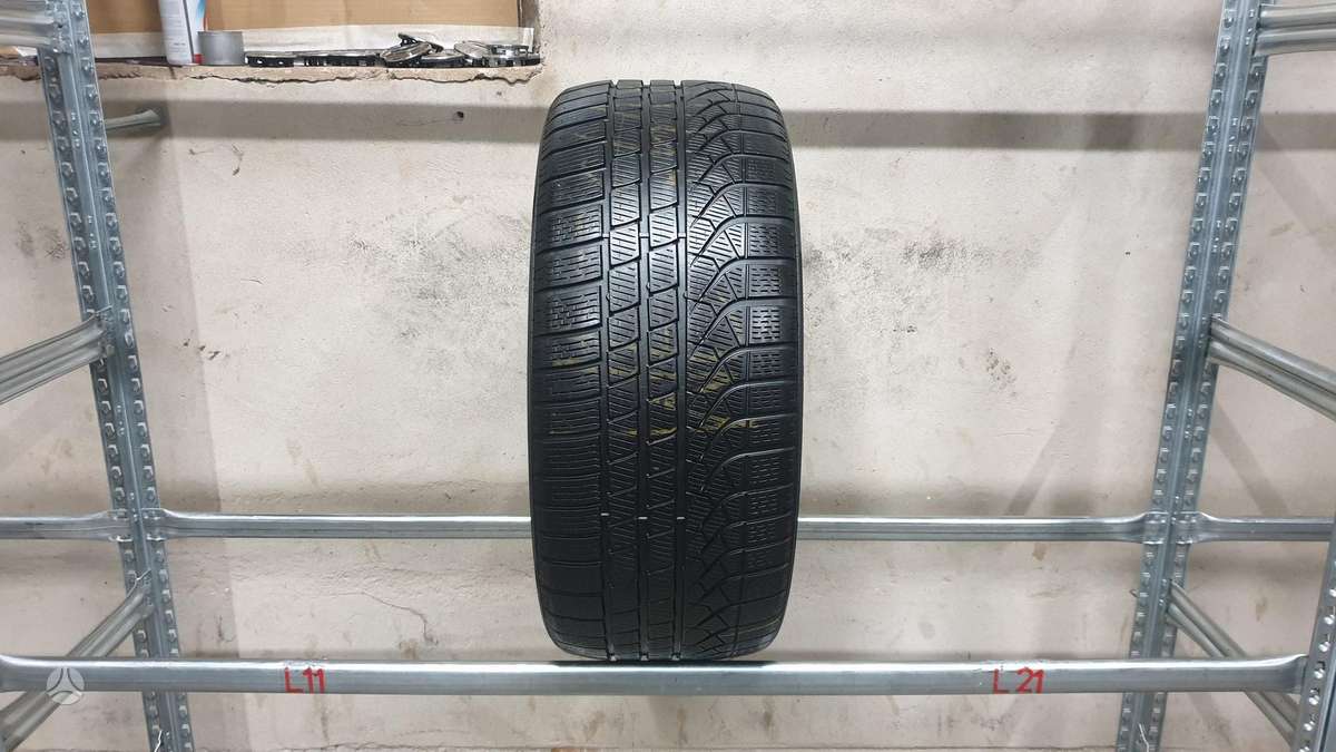 Pirelli PZero TM Winter, зимние 255/40 R19
