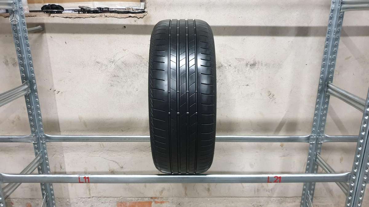 Bridgestone Turanza T005, летние 225/50 R18