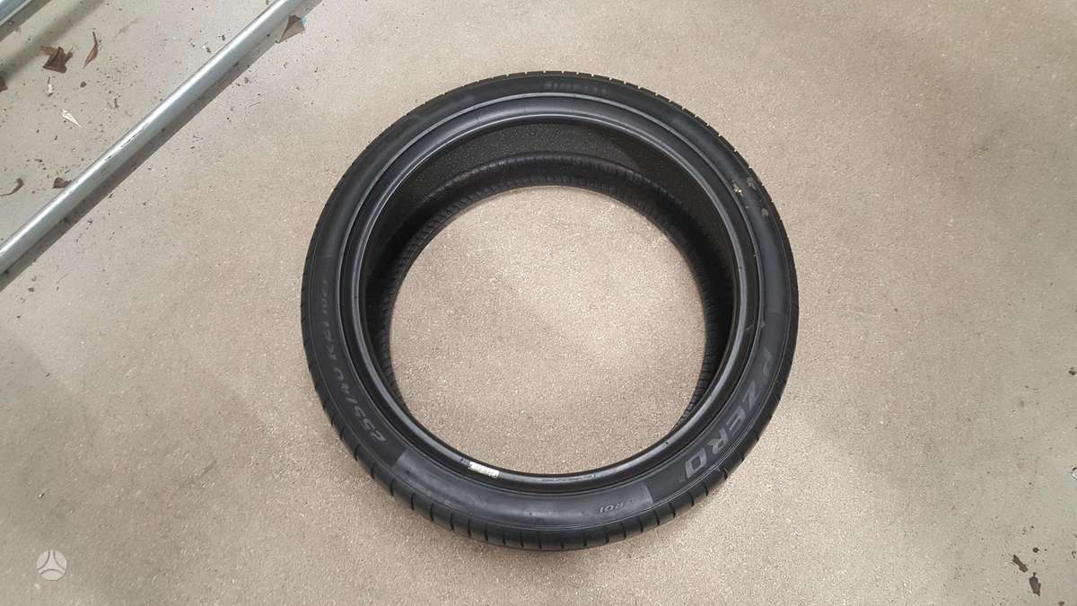 Pirelli PZero TM, vasarinės 255/40 R21