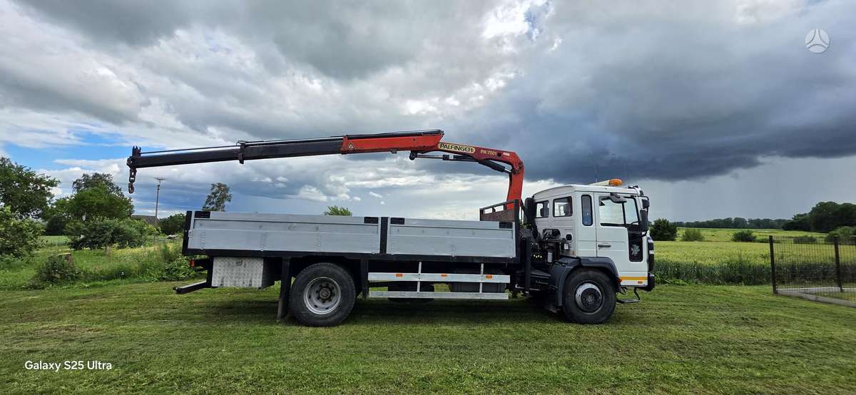 Volvo Fl15, crane trucks