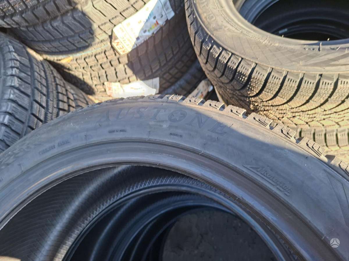 Austone, žieminės 245/45 R20