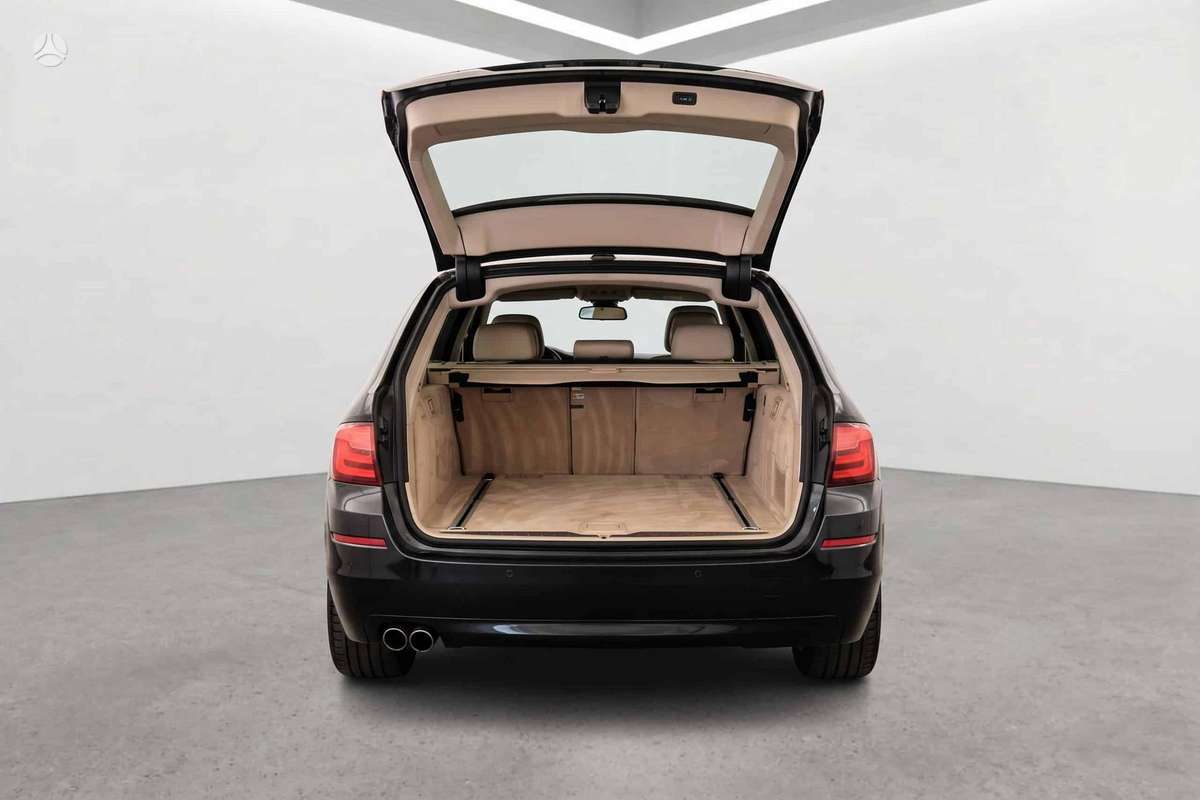 BMW 520, 2.0 l., Универсал