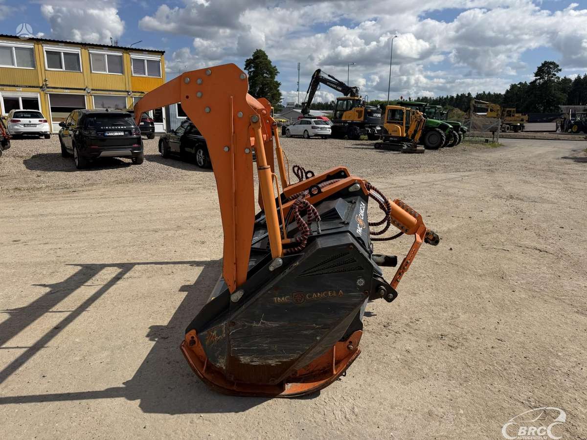 TMC Cancela TFX 225, cutter