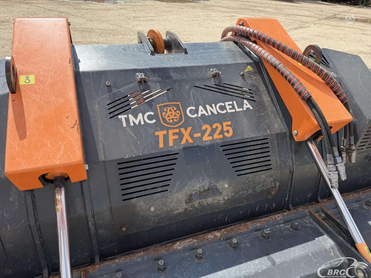 TMC Cancela TFX 225, cutter