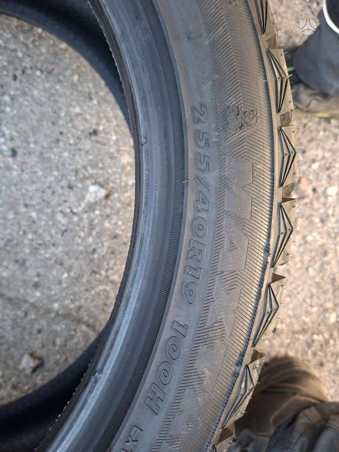 Maxtrek, зимние 255/40 R19